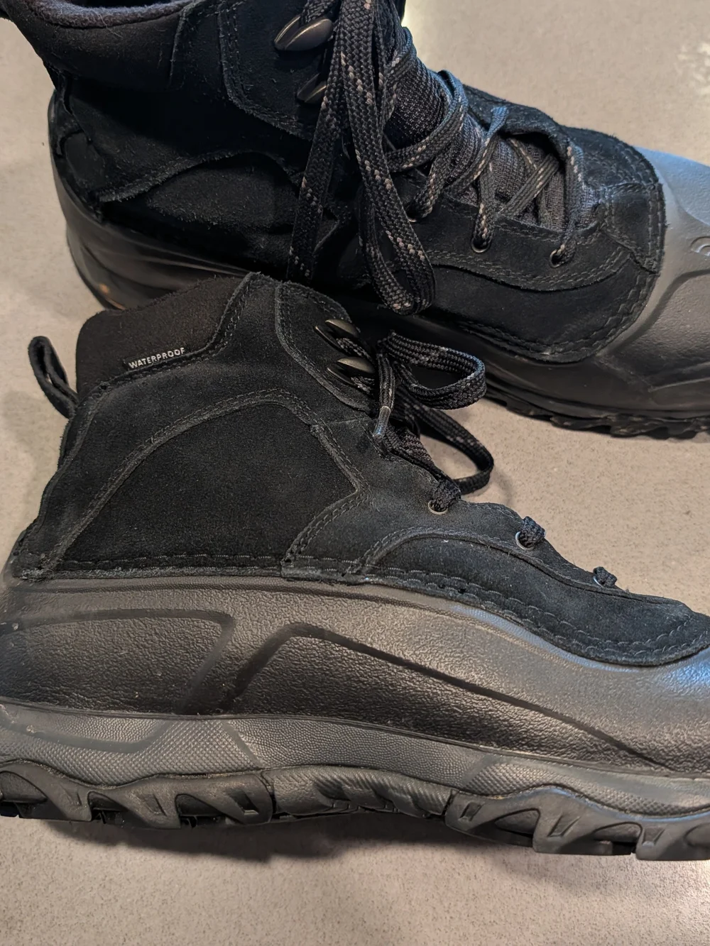 The North Face Men’s Black Suede Lace-Up Winter Boots